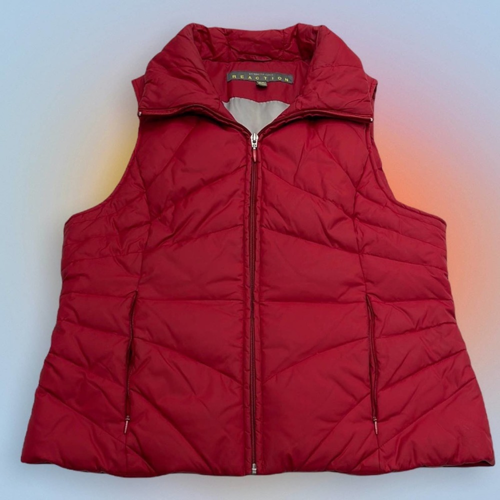KENNETH COLE REACTION Women’s Red Puffy Down Vest